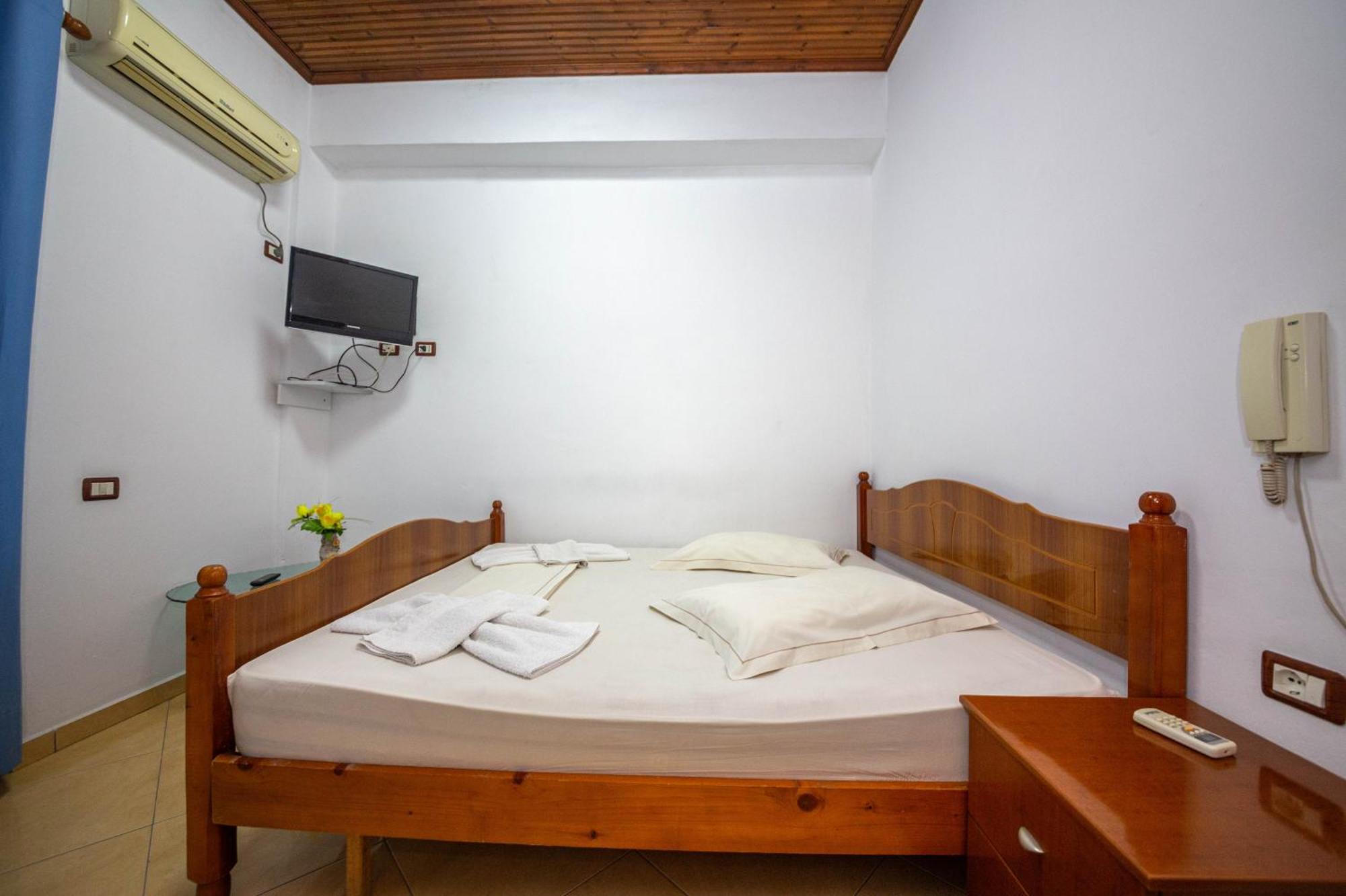 Hotel Shpella Берат Екстер'єр фото