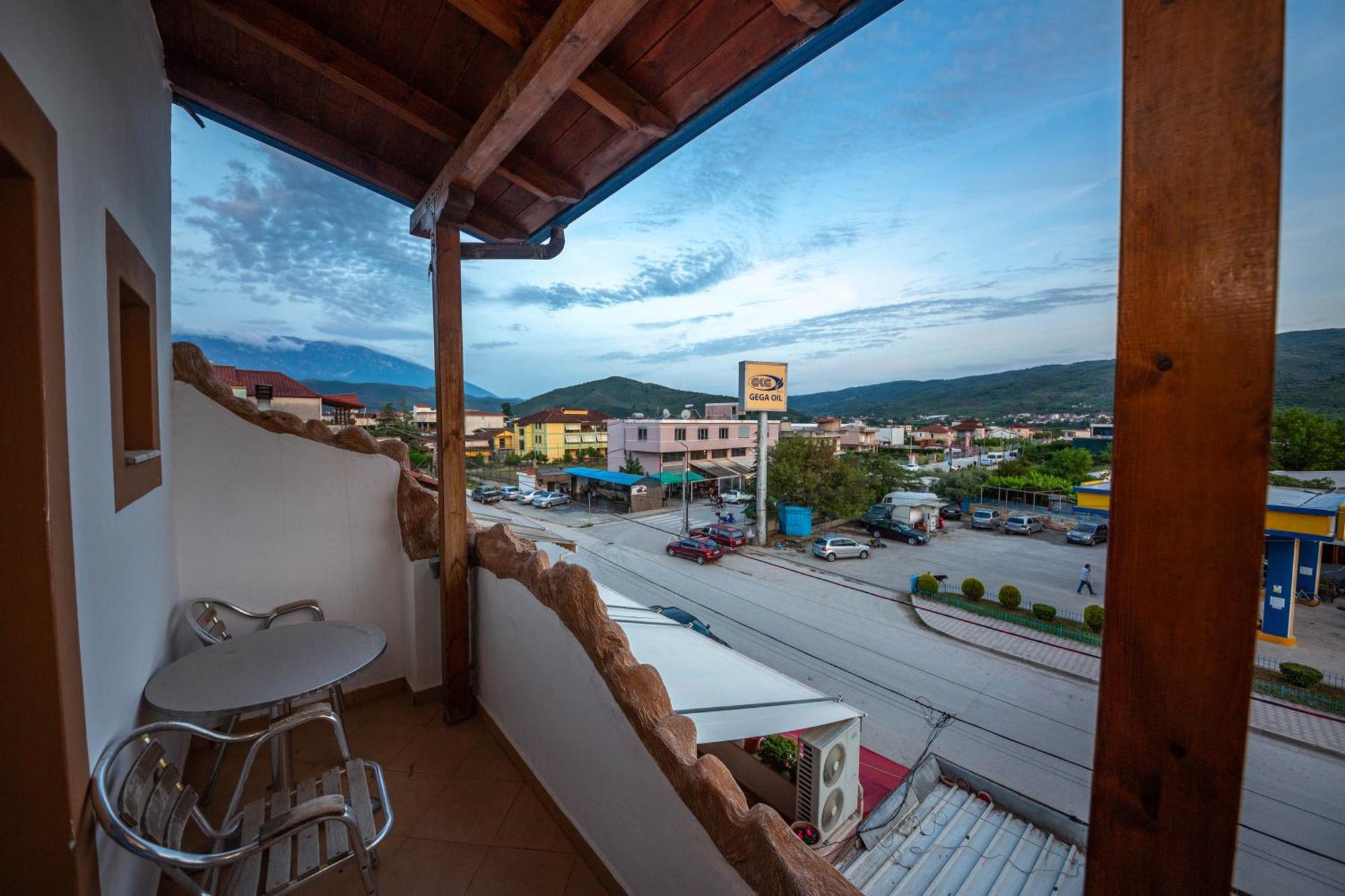 Hotel Shpella Берат Екстер'єр фото